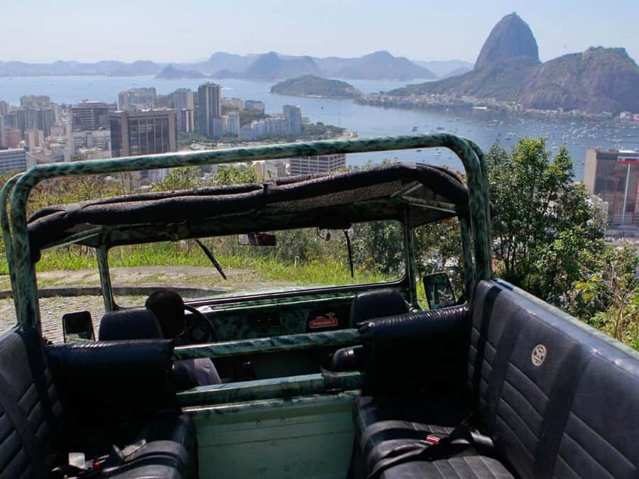 Rio de Janeiro: Jeep Tour Christ the Redeemer + Sugar Loaf - Christ the Redeemer: the first major stop