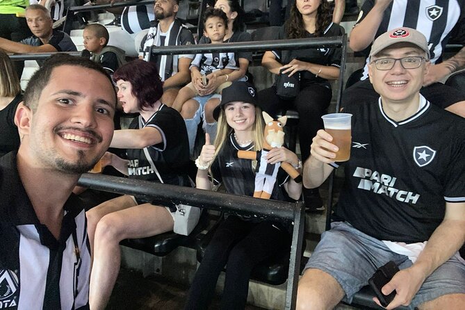 Rio de Janeiro: Join a Botafogo soccer game with transport - Meeting in Copacabana and Leaving the Driving Behind