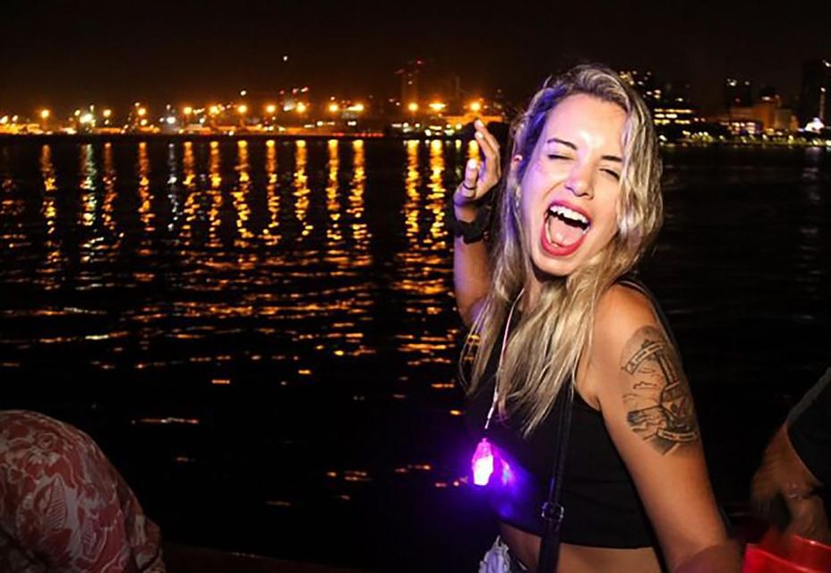 Rio de Janeiro: Late Night Boat Party with DJ and Dancing - Who will enjoy this boat party most?