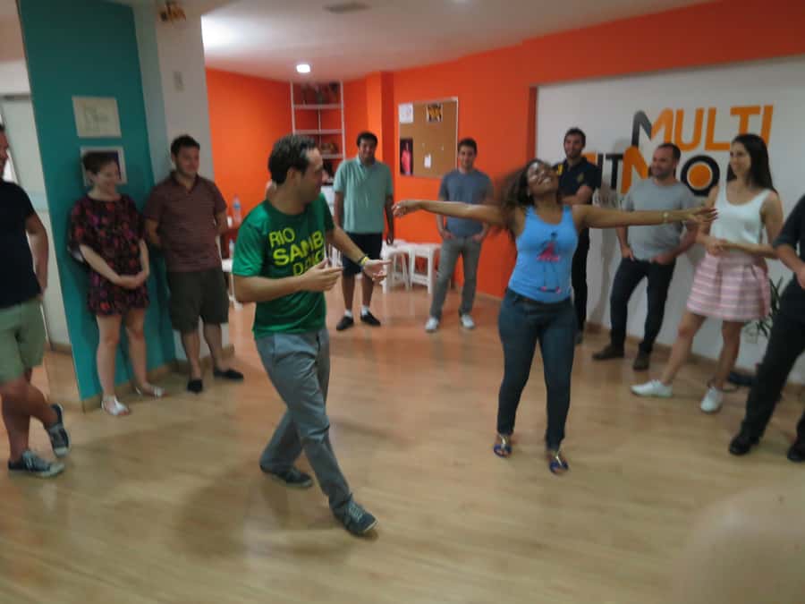 Rio de Janeiro: Local Experience in Forró dance - The one-hour beginner class with Bruno
