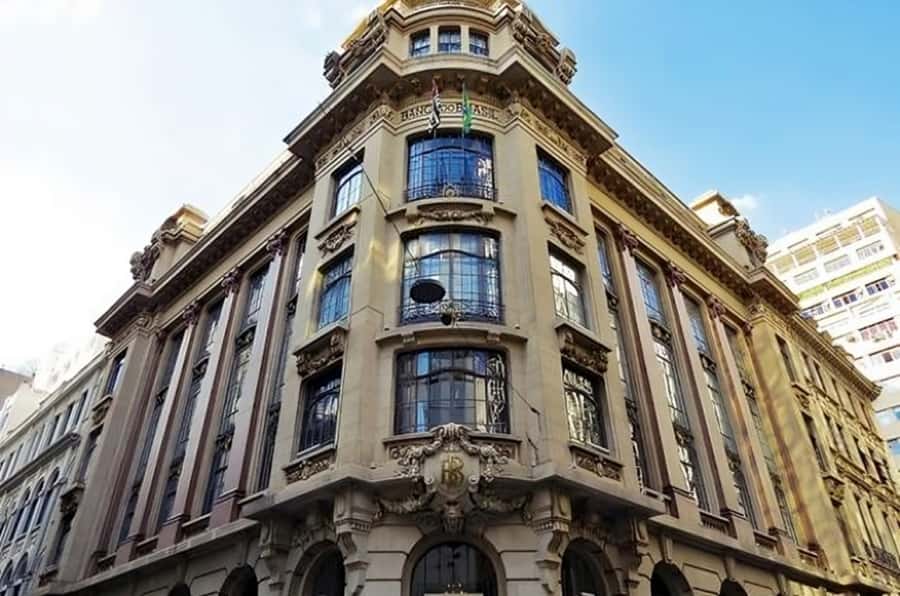 Rio de Janeiro : Must-See Sites Walking Tour With A Guide - Why Central Rio Is Worth Four Hours