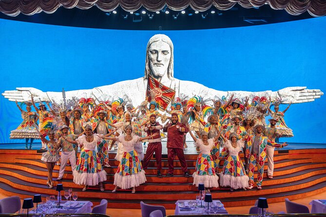 Rio DE Janeiro : Official Roxy Dinner Show - Dinner + Show - Arriving at the Roxy in Copacabana