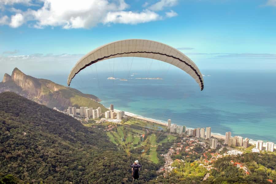 Rio de Janeiro: Paragliding Tandem Flight - Why Pedra Bonita is such a memorable launch site