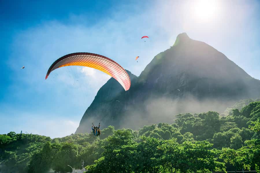 Rio de Janeiro: Paragliding with Hotel Pick-up & Drop-off - What the 10 to 15 minute flight feels like