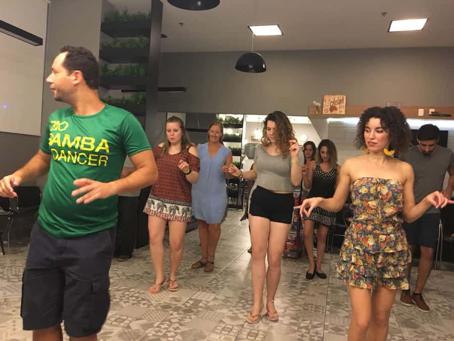 Rio de Janeiro: Samba Class and Samba Night Tour - Clothing, timing, and practical planning