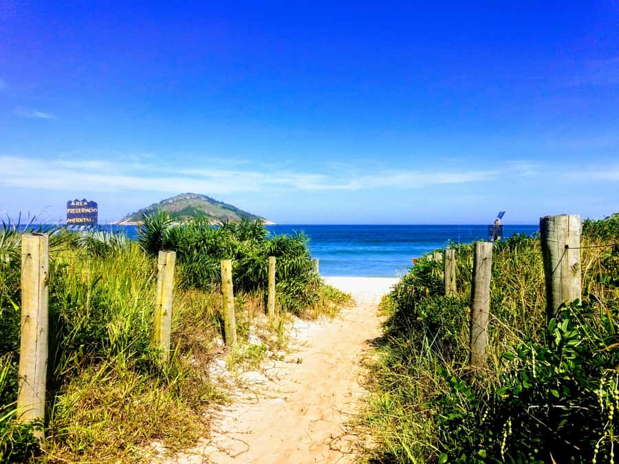 Rio de Janeiro Secluded Beaches: Hike+Swim Prainha & Grumari - Reaching Mirante do Caeté