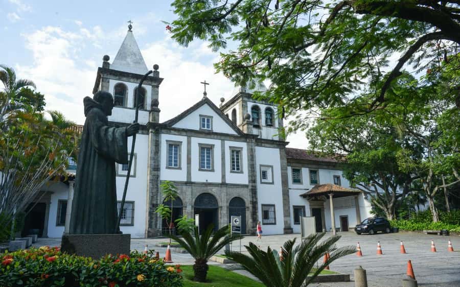 Rio de Janeiro: Skip-The-Line Private Sugarloaf & City Tour - Practical booking advice and final decision