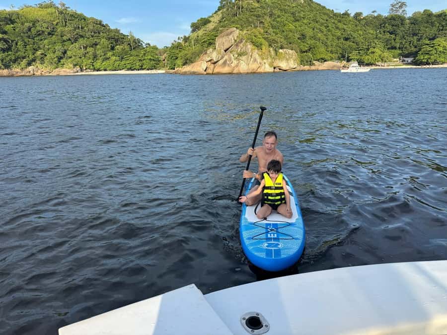Rio de Janeiro: Speedboat Tour with Snacks and Drinks - Urca, Flamengo Beach, Sugarloaf, and Christ the Redeemer