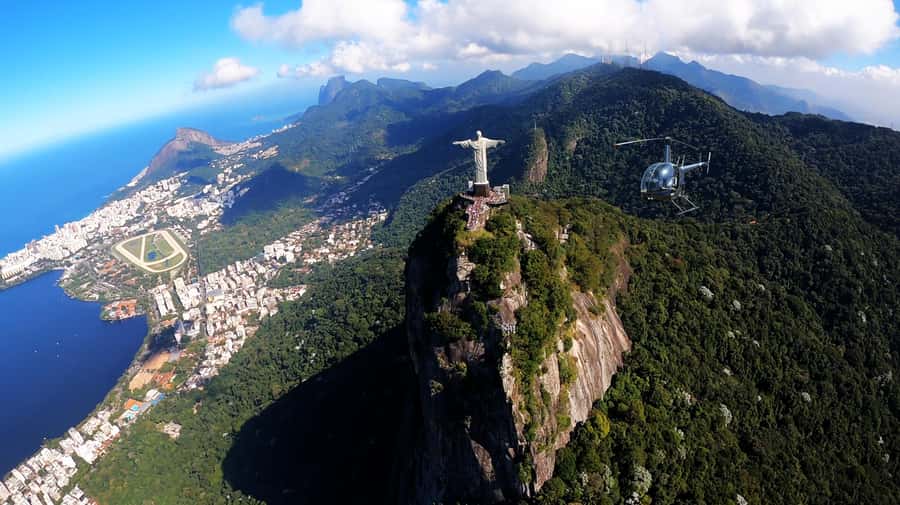 Rio de Janeiro: Sugar Loaf with Lunch and Helicopter Flight - The helicopter flight over Rio