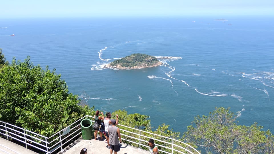 Rio de Janeiro: Sugar Loaf with Lunch and Helicopter Flight - Who will get the most from this experience