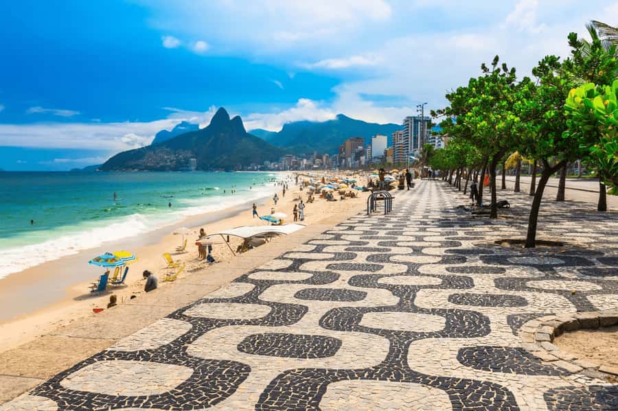 Rio de Janeiro: Sugarloaf Mountain & Beaches Half-Day Tour - What This Four-Hour Rio Tour Actually Covers