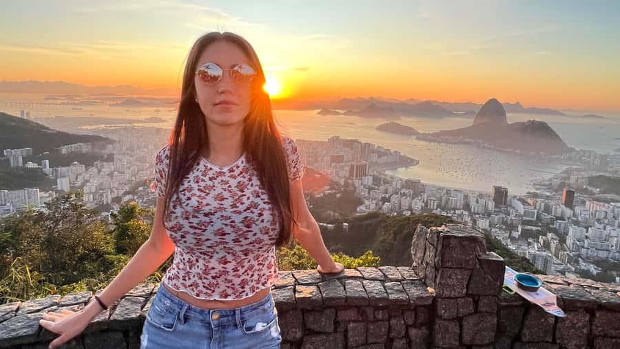 Rio de Janeiro: Sunrise Lookout and Christ the Redeemer Tour - Reaching Christ the Redeemer before the rush