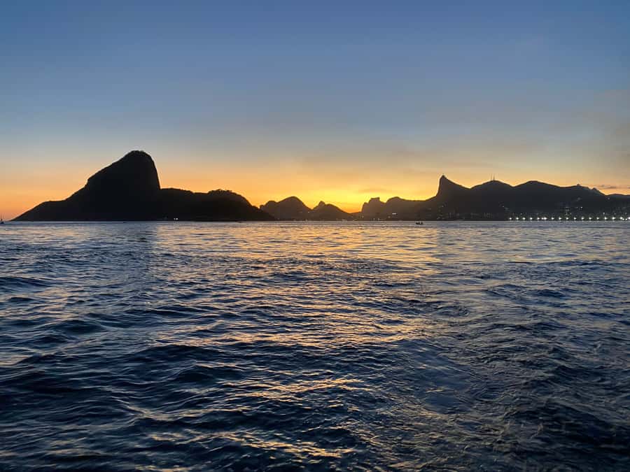 Rio de Janeiro: Sunset Sailboat Tour with Open Bar - Key details before you book