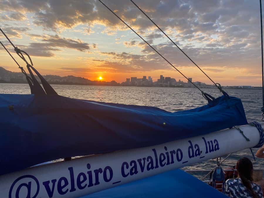 Rio de Janeiro: Sunset Sailboat Tour with Open Bar - Who will enjoy this Rio sailing trip most?