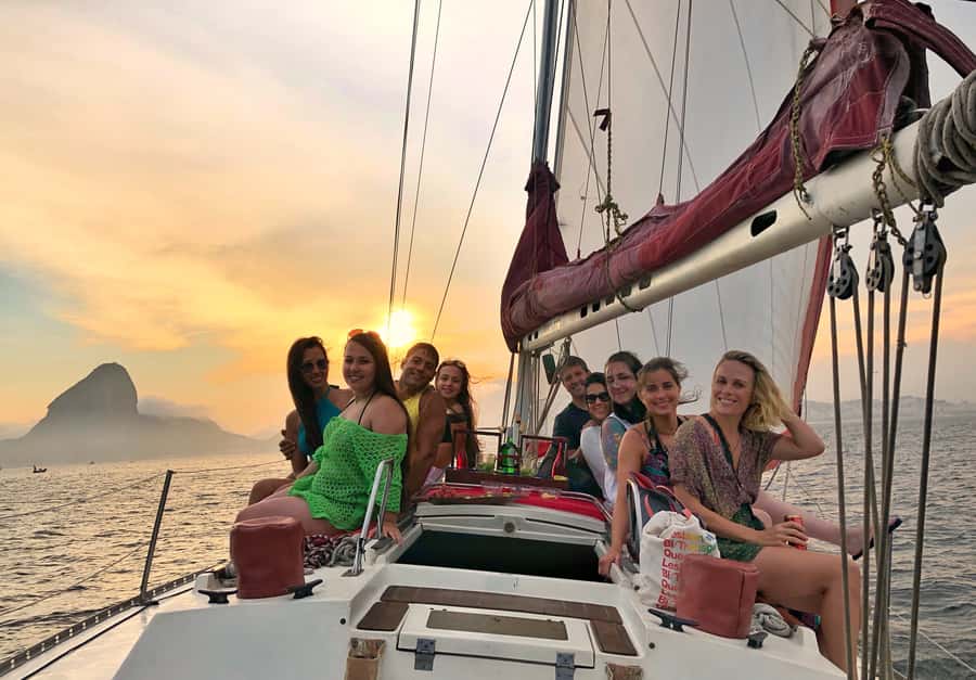 Rio de Janeiro: Sunset Sailing Tour - The crew makes the difference