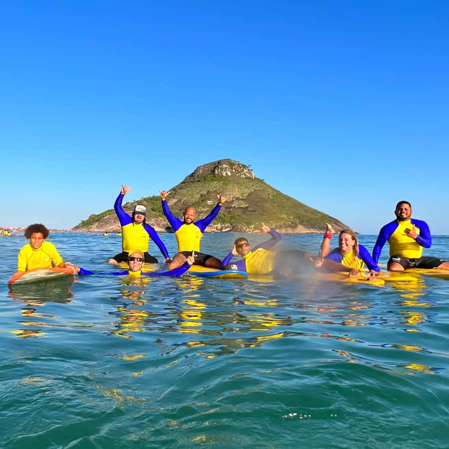 Rio de Janeiro: Surflessons and surfcoach. - Fifty minutes in the water for first-timers