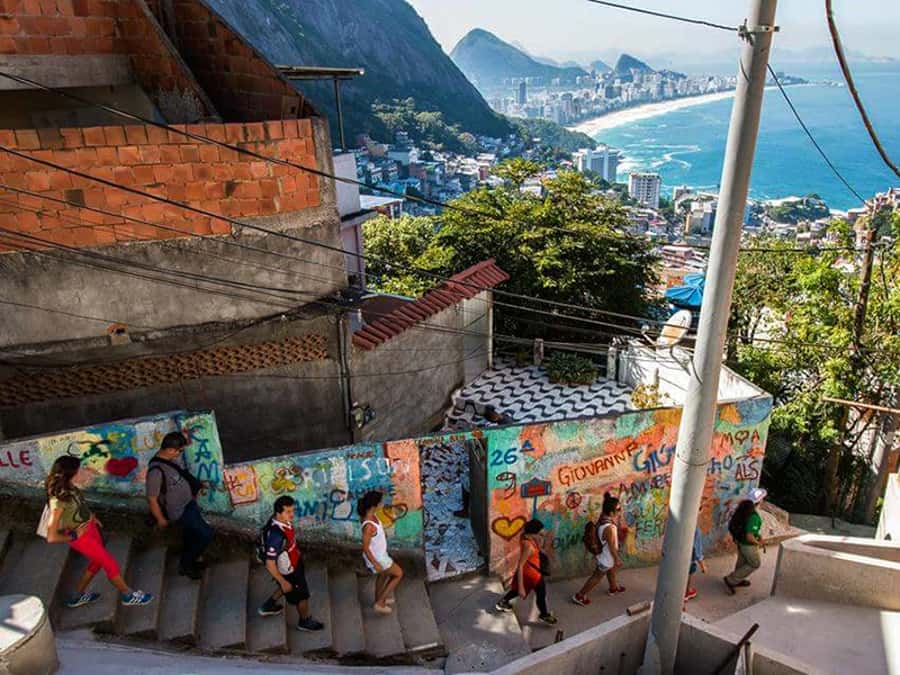 Rio de Janeiro: Vidigal Favela Tour and Two Brothers Hike - Starting at Vidigal and meeting the community