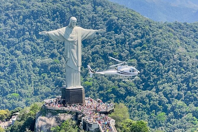 Rio : Helicopter tour at Christ the Redeemer - 30 minutes - Starting in Barra da Tijuca, not central Rio