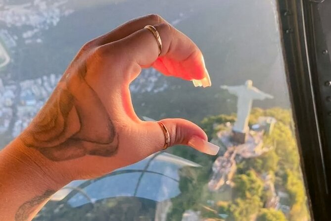 Rio : Helicopter tour at Christ the Redeemer - 30 minutes - The main event: Christ the Redeemer from above