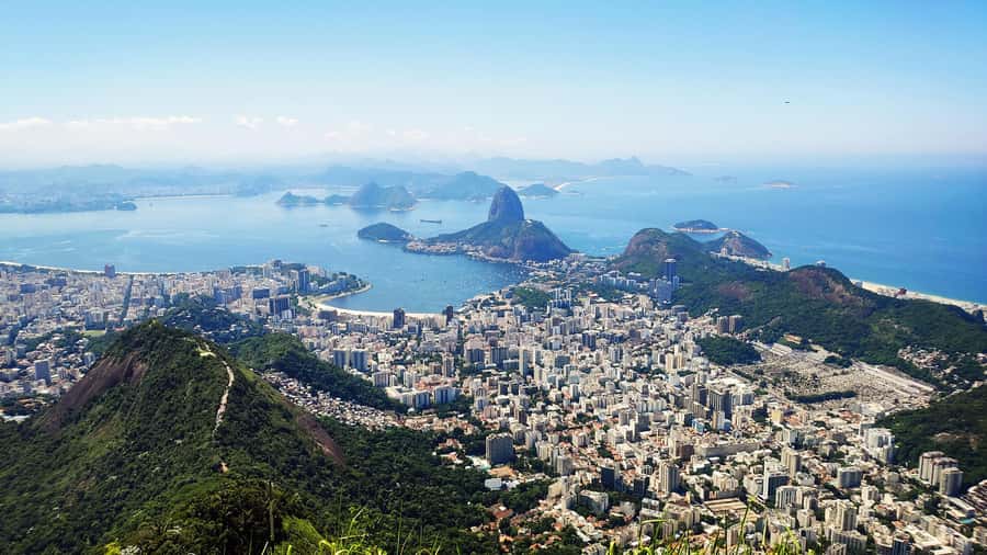 Rio: Maracanã Stadium & Christ the Redeemer by Rack Railway - The four-hour promise and Rio traffic