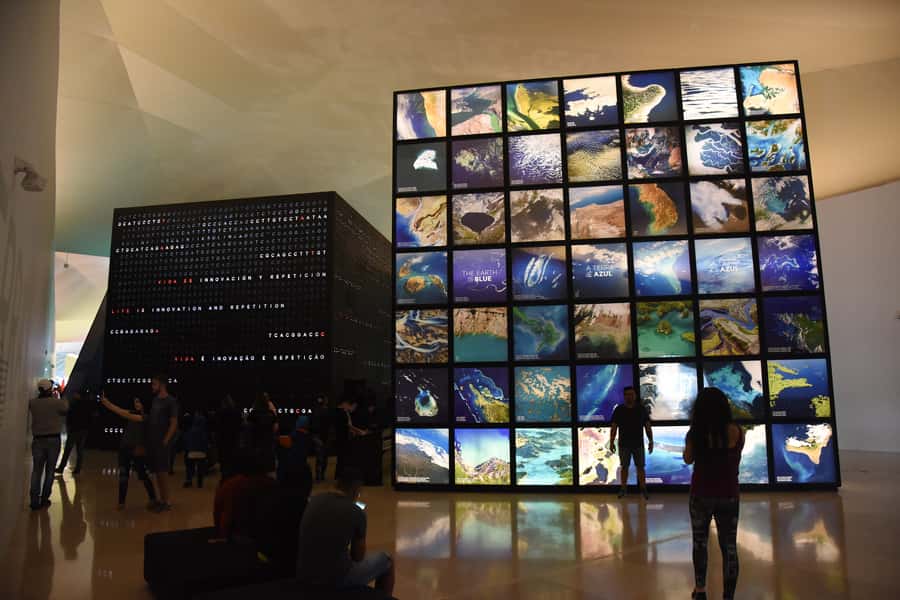 Rio: Museum of Tomorrow, Yup Star & Olympic Boulevard - My call: book it for a modern Rio sampler