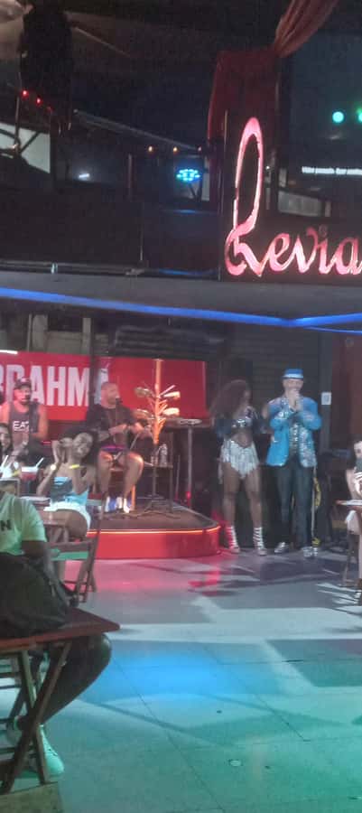 Rio Nightlife for music lovers and party makers: experience! - Who Will Enjoy This Evening Most