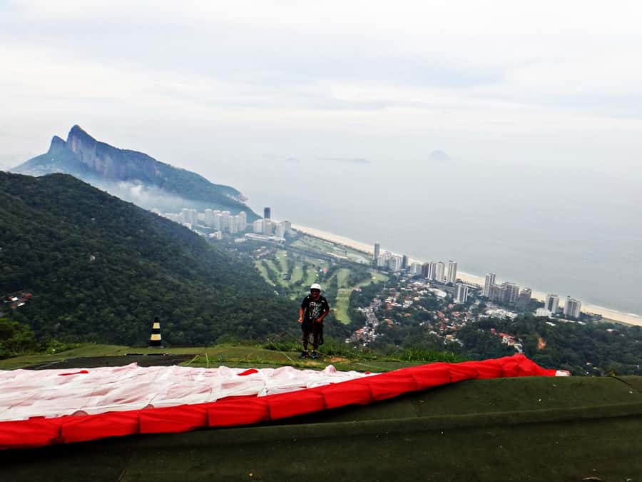 Rio: Pedra Bonita 4-Hour Hike with Free Flight Ramp Visit - Watching the free flight ramp in action