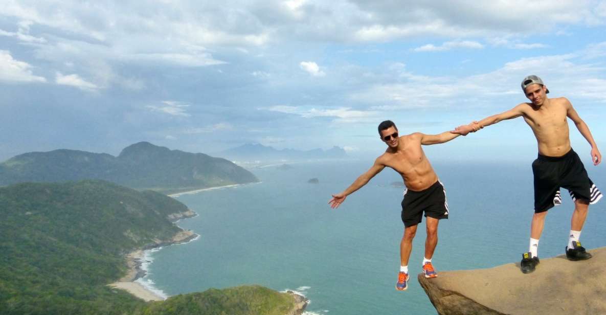 Rio: Pedra do Telégrafo Hiking & Relax in a Wild Beach - Guides, transport, and the pace of the day