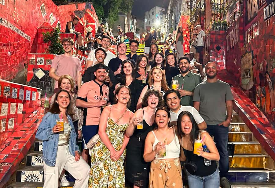 Rio: Pub Crawl in Lapa with Cachaça Tasting and Live Samba - Key points before you book