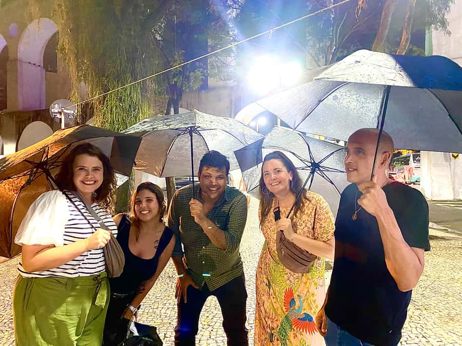Rio: Pub Crawl in Lapa with Cachaça Tasting and Live Samba - Live samba and the local side of Rio nightlife