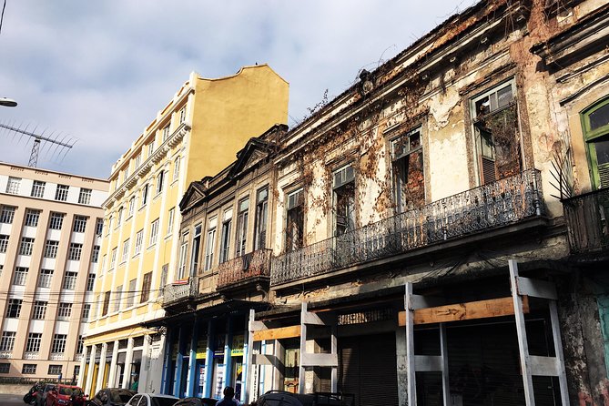 Rio's city walking tour: a glimpse of history and olympic legacy - Market streets, Uruguaiana, and everyday downtown