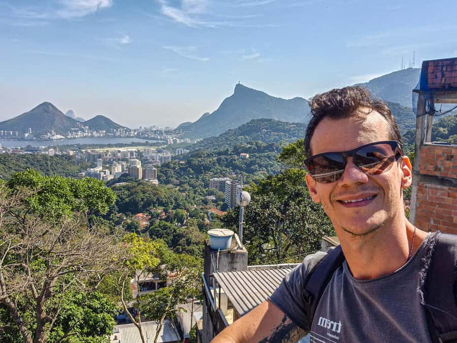 Rocinha Jeep Tour: A Journey into the Soul of the Favela! - São Conrado Beach provides a calmer finish