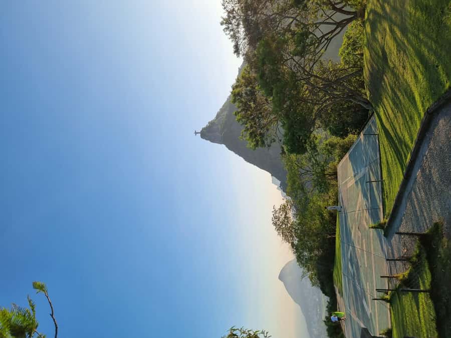 Rocinha: Walking tour - The optional moto-taxi ride uphill