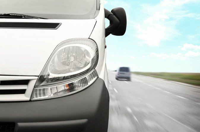 Roundtrip transfer from Florianópolis Airport to Bombinhas - Should You Book the Florianópolis to Bombinhas Transfer?