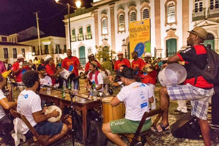 Salvador by Night: Pelourinho & Old Town Tour - The three-hour Pelourinho walk