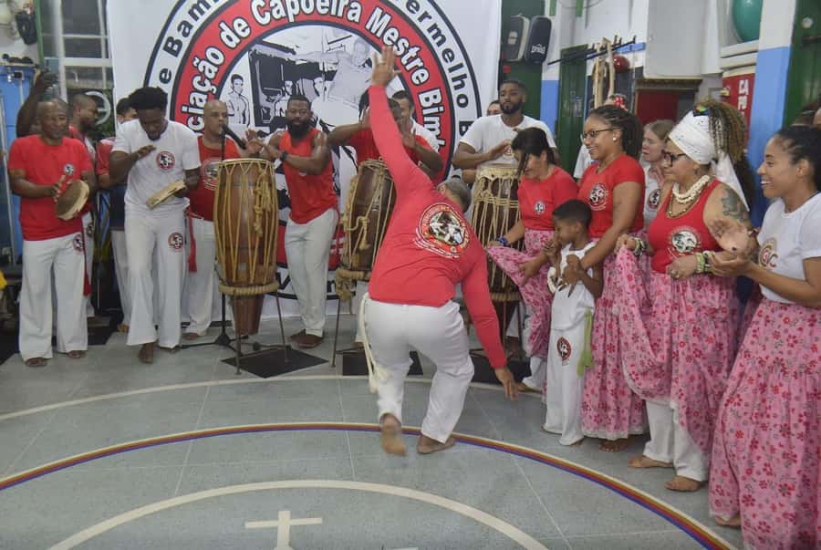 Salvador: Cultural Night of Capoeira, Samba, and Drumming - Expect a warm room and dress for movement