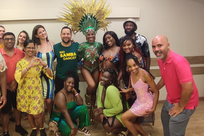 Samba Class and Samba Night Club Tour in Rio - Around 8:30 p.m., leaving for a Rio club