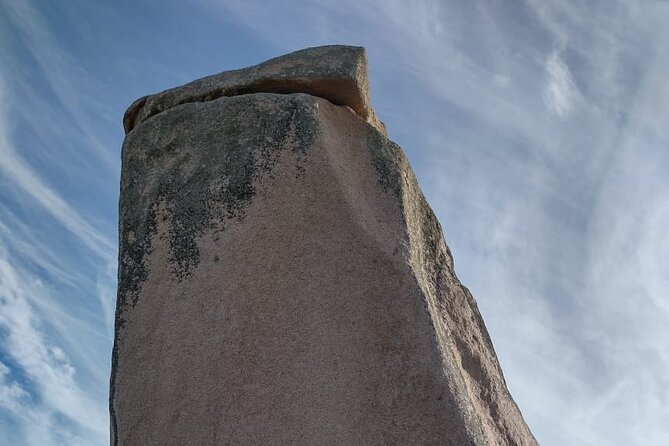 SANCTUARY OF BOTOS PESCADORES – Observe the Sanctuary and the Pedra do Frade up close - The Laguna history behind the fishing tradition
