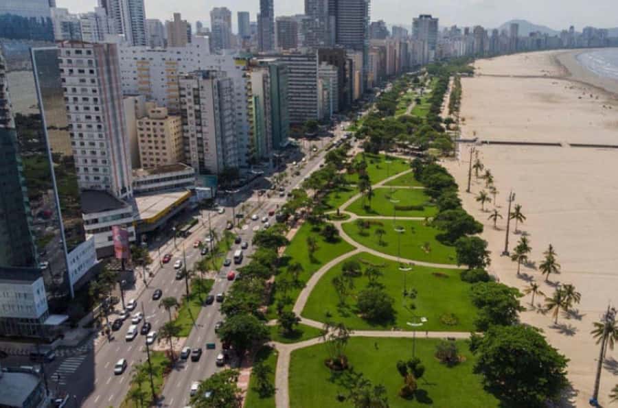 Santos: 7-hour Complete Shared City Tour - Main City Sights - The guide and vehicle shape the day