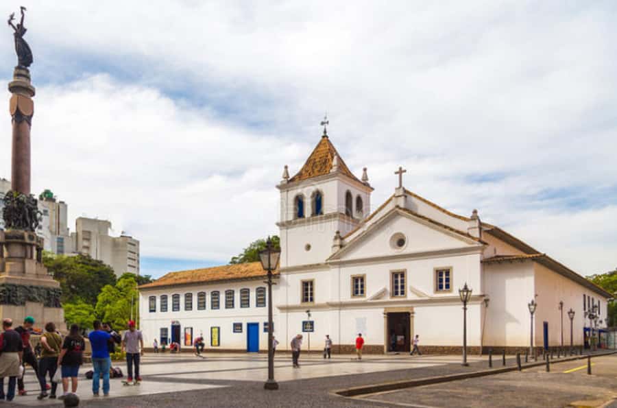 Santos: Private 8-hour São Paulo Overview - Transport, group size, and the $331 price