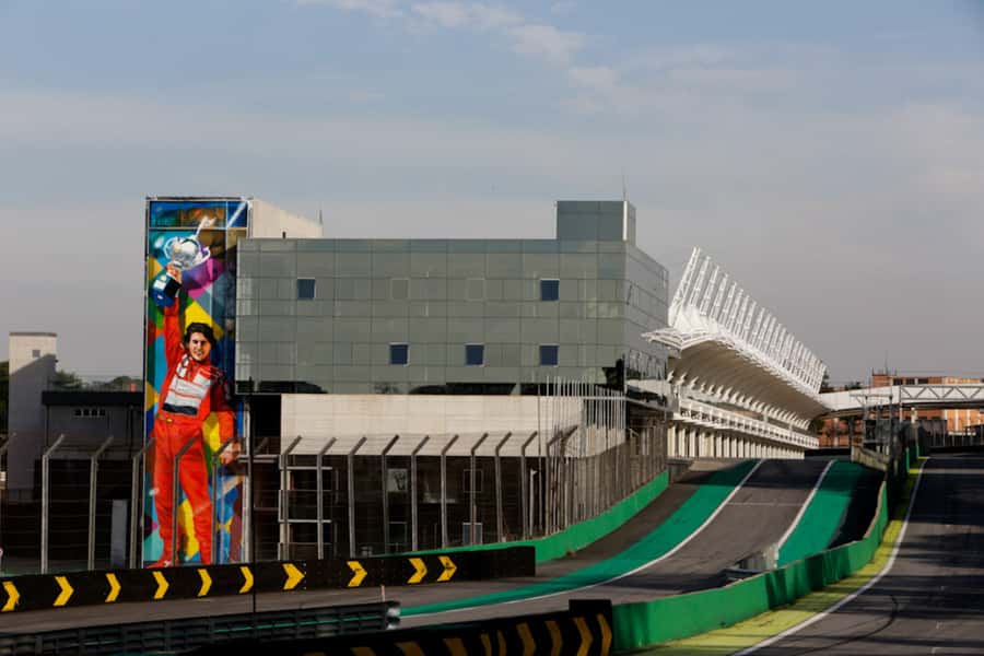 São Paulo: Ayrton Senna Highlights Tour - SID Special Paint and unexpected motorsport access