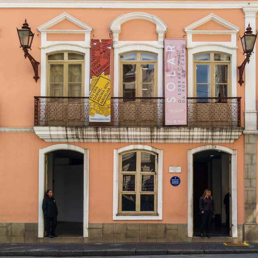 Sao Paulo: Downtown-Center Walking Tour | 2 Hours - English - Mosteiro de São Bento and the older center