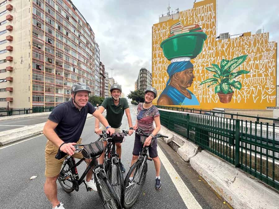 São Paulo: Downtown Historical Bike Tour - The guides bring more than dates and names