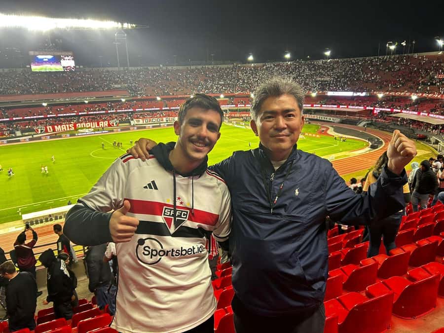 São Paulo: Join a São Paulo football game with a local fan - Entering Morumbi Stadium with Face ID