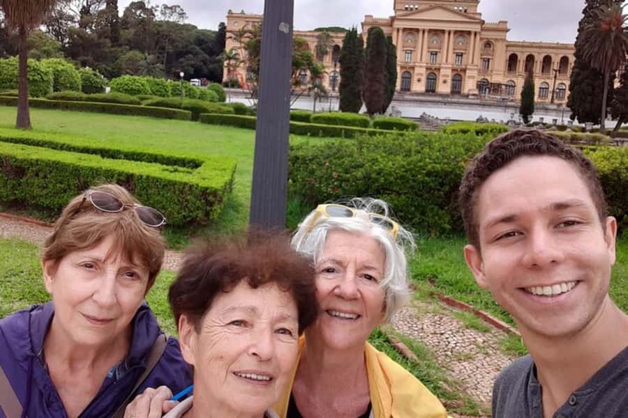 Sao Paulo: Private custom tour with a local guide - Why a private guide helps in São Paulo