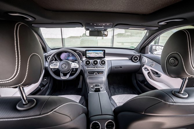 (Sedan VIP Class) Transfer GRU Airport • São Paulo - Why a private ride from GRU can make sense
