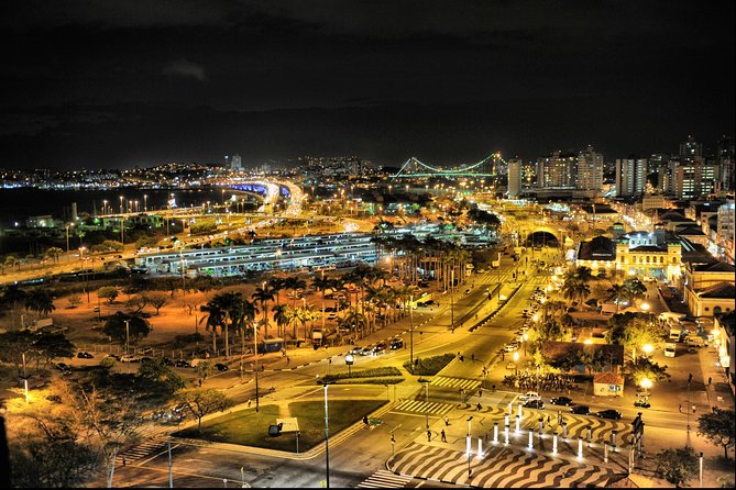 Shared Shuttle between Florianópolis Airport and Hotel with optional City Tour - The shared ride and its two-hour estimate