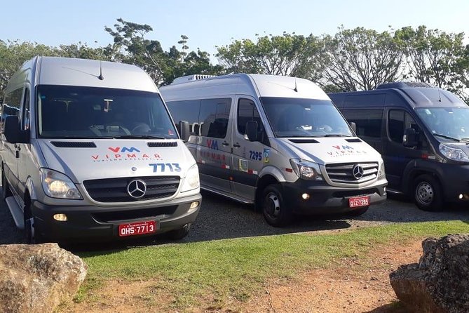 Shared transfer from Florianópolis airport to Balneário Camboriú - The First Meeting: Why the Named Sign Matters