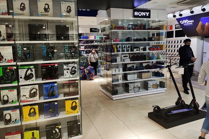 Shop Till You Drop: Guided Shopping Tour to Paraguay - Crossing into Ciudad del Este