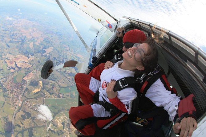 Skydive Tandem - São Paulo - Brazil - What the private format means for you